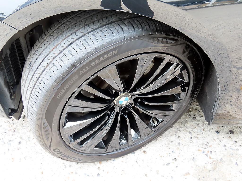 BMW Gran Turismo — photo 20