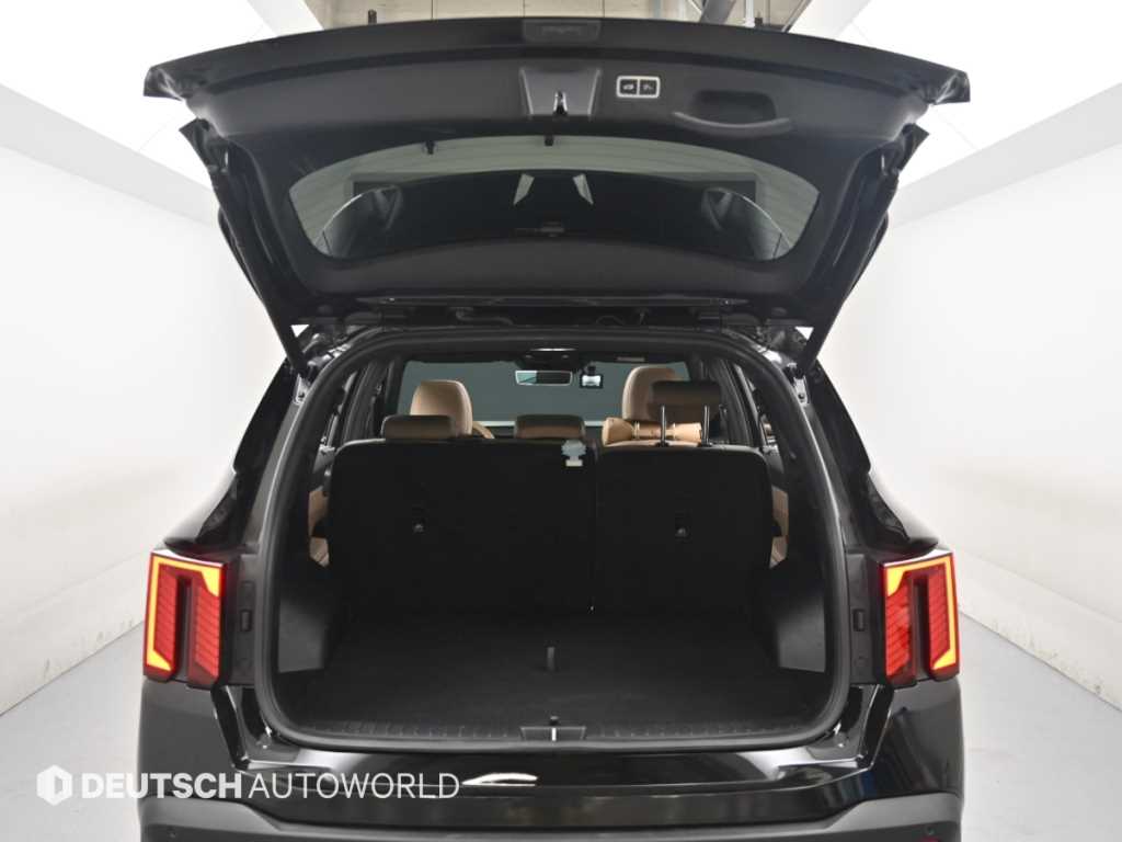 Kia Sorento — photo 19