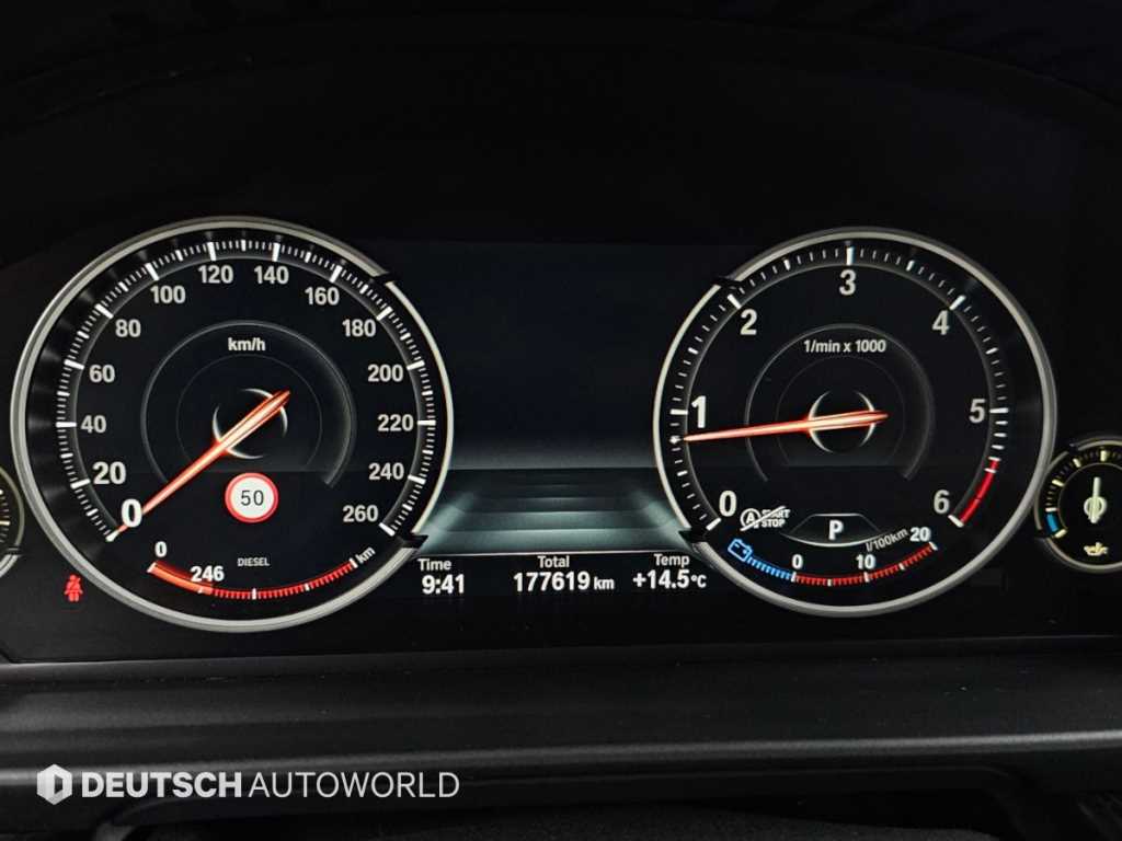 BMW 5-Series — photo 08
