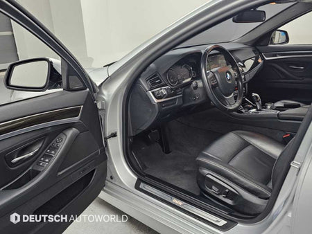 BMW 5-Series — photo 11