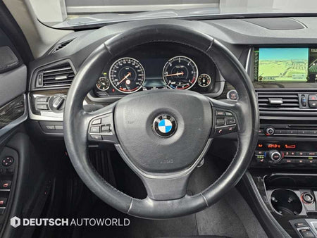 BMW 5-Series — photo 13