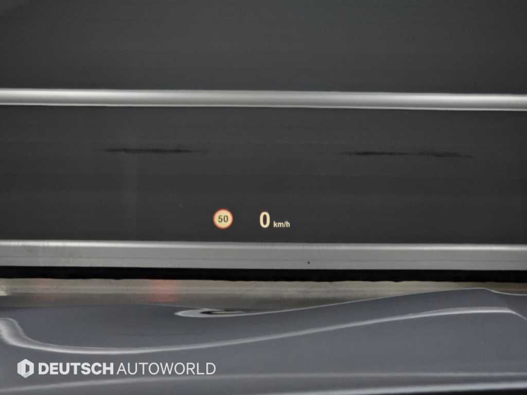 BMW 5-Series — photo 17