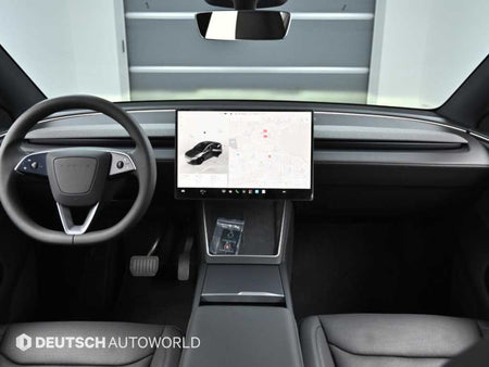 Tesla Model Y — photo 07