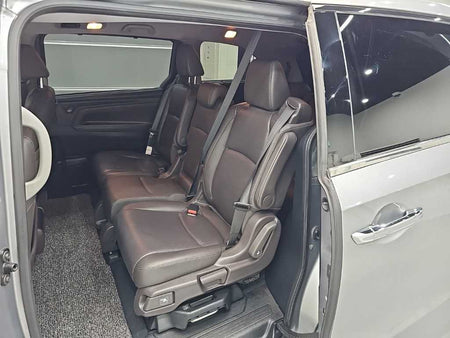 Honda Odyssey — photo 12