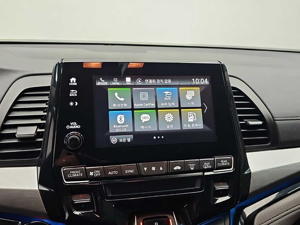 Honda Odyssey — photo 16