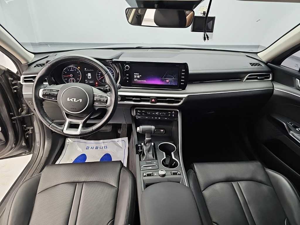 Kia K5 — photo 07
