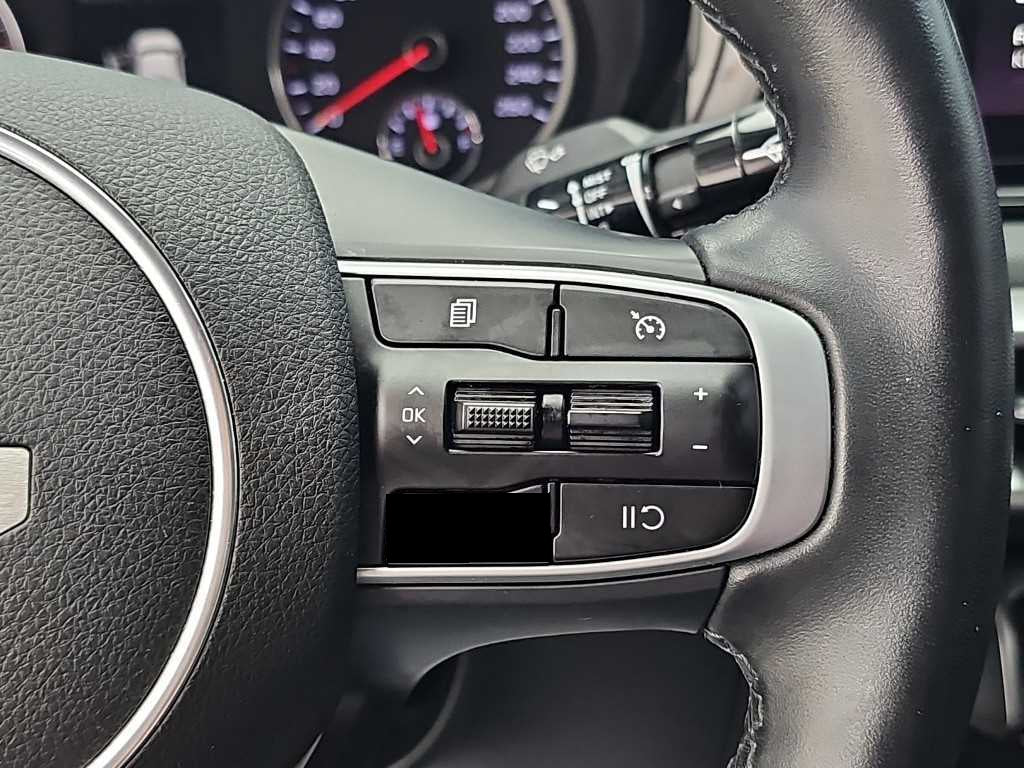 Kia K5 — photo 16