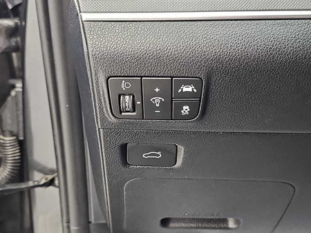 Kia K5 — photo 17