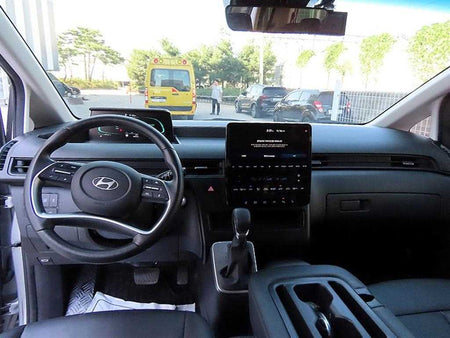Hyundai Staria — photo 08