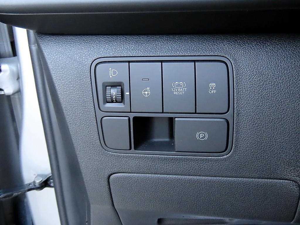 Hyundai Staria — photo 13