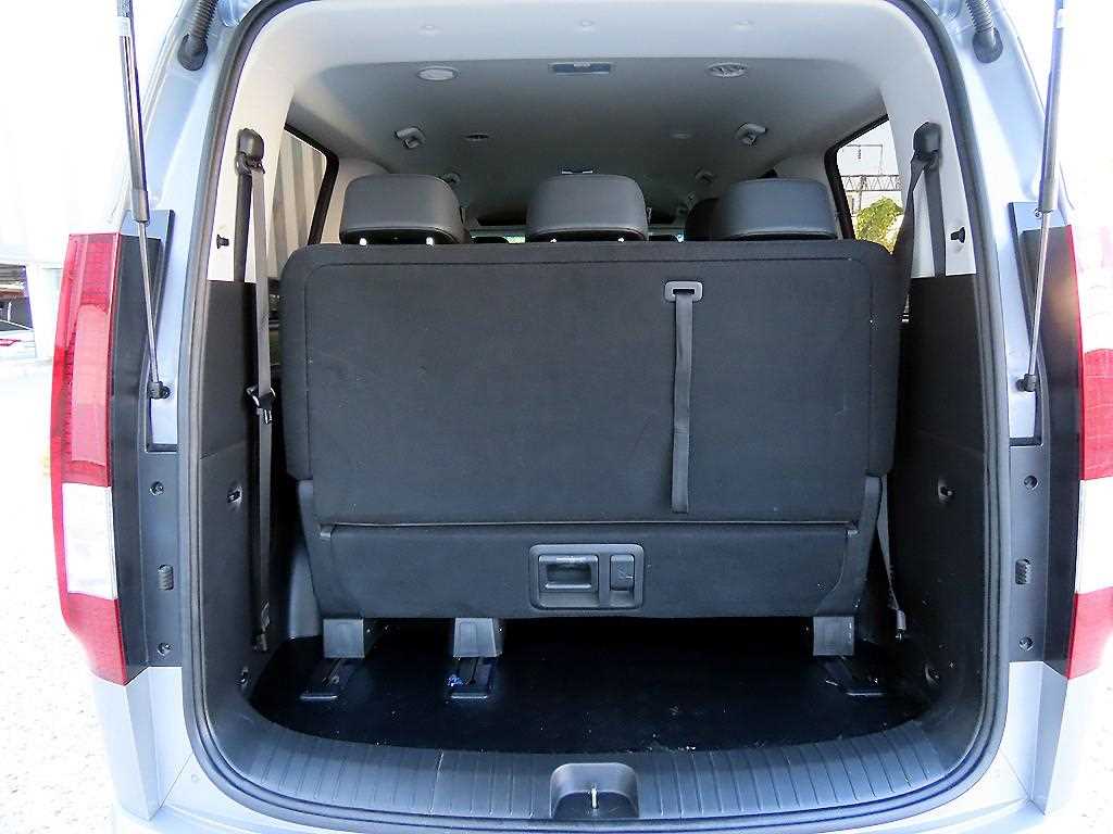 Hyundai Staria — photo 18