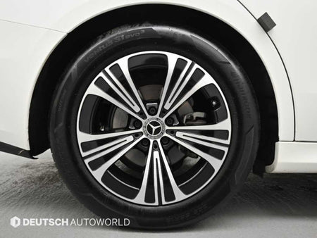 Mercedes-Benz E-Class — photo 05