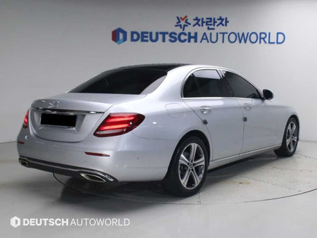Mercedes-Benz E-Class — photo 02
