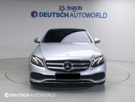 Mercedes-Benz E-Class — photo 03