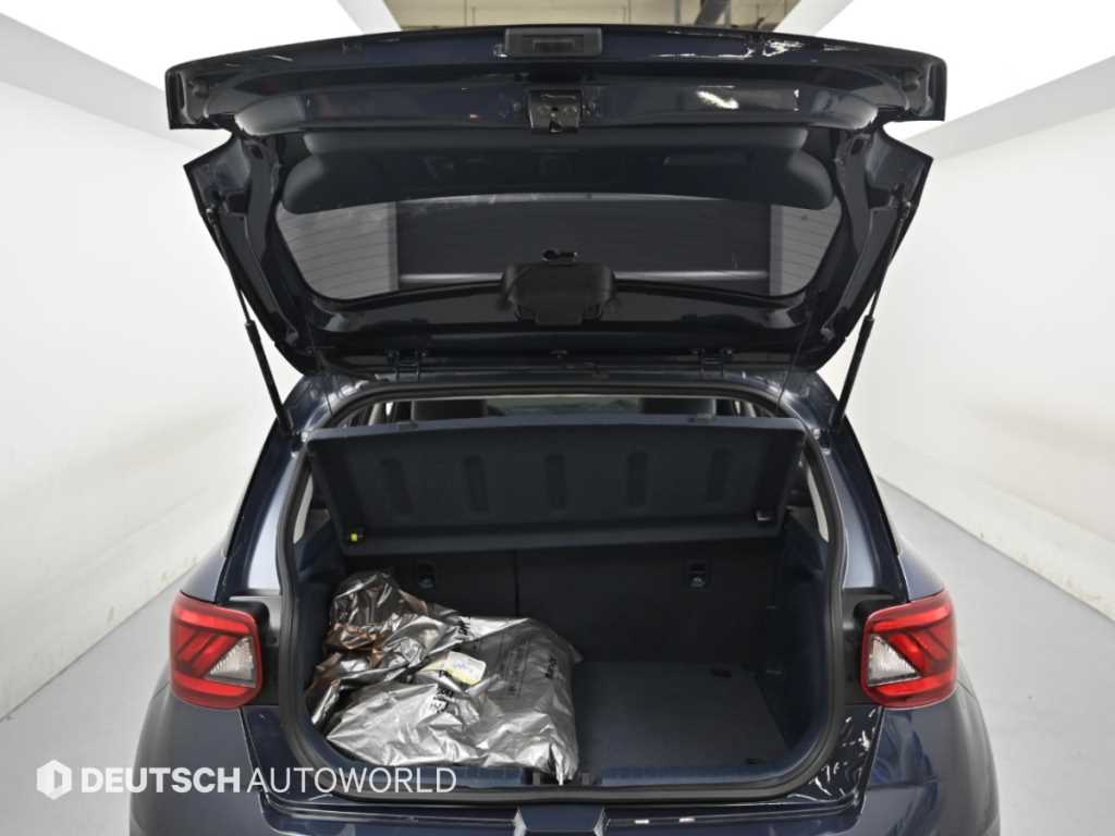 Hyundai Venue — photo 19