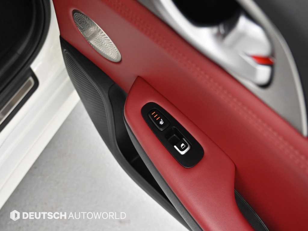Kia Stinger — photo 16
