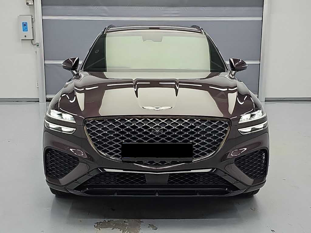 Genesis GV70 — photo 02