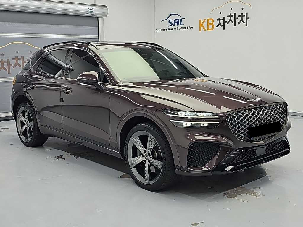 Genesis GV70 — photo 04