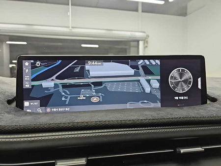 Genesis GV70 — photo 14