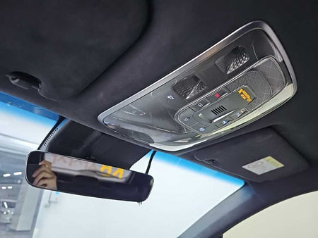 Genesis GV70 — photo 16