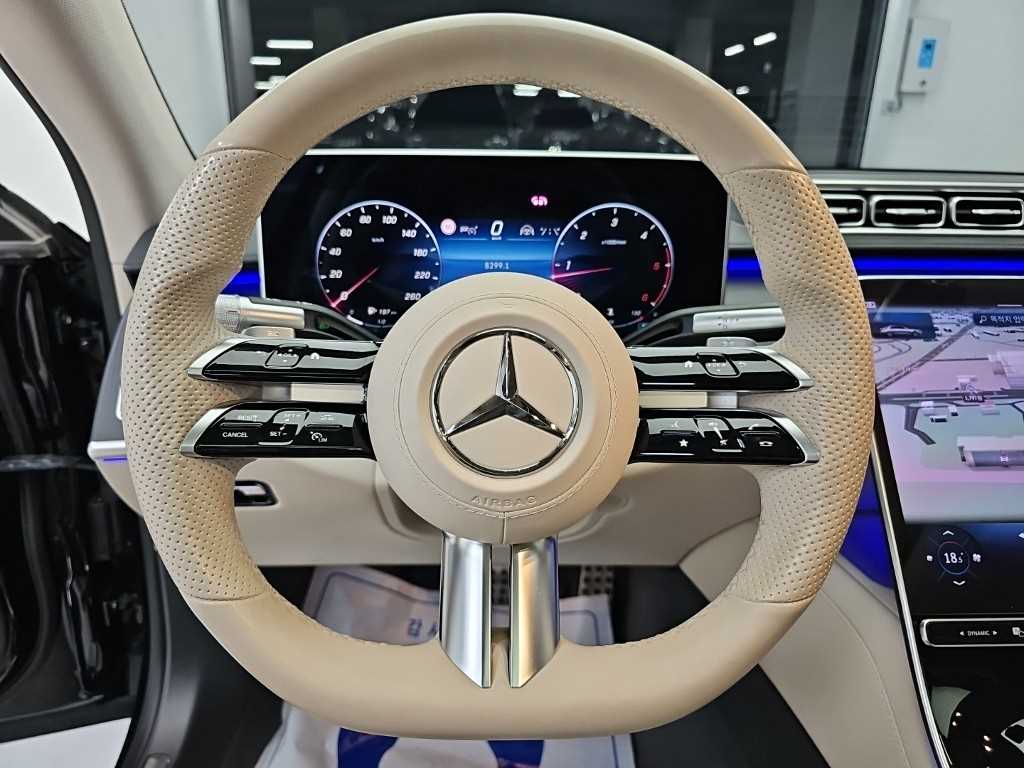 Mercedes-Benz S-Class — photo 09