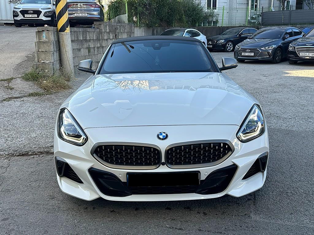 BMW Z4 — photo 01
