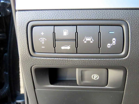 Genesis G80 — photo 13