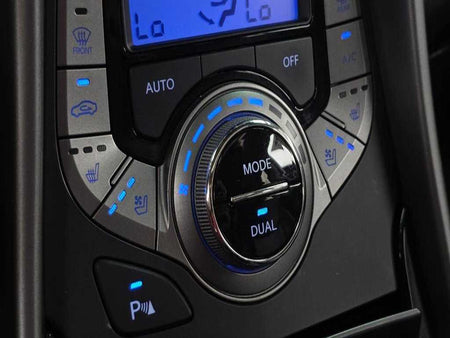 Hyundai Avante — photo 08