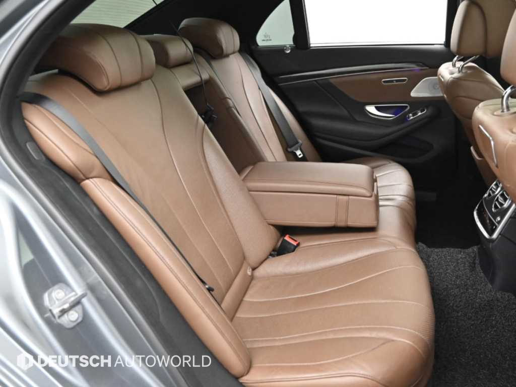Mercedes-Benz S-Class — photo 12