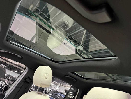 Mercedes-Benz GLB-Class — photo 15