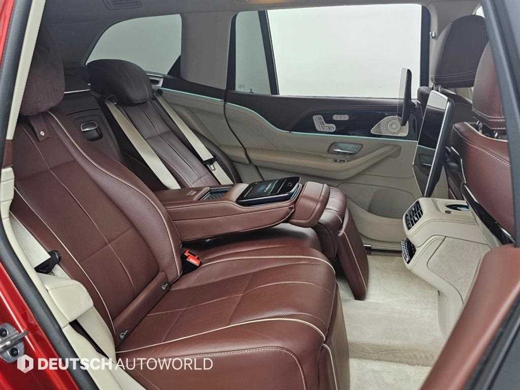 Mercedes-Benz GLS-Class — photo 12