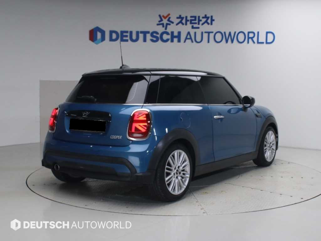 Mini Cooper — photo 02