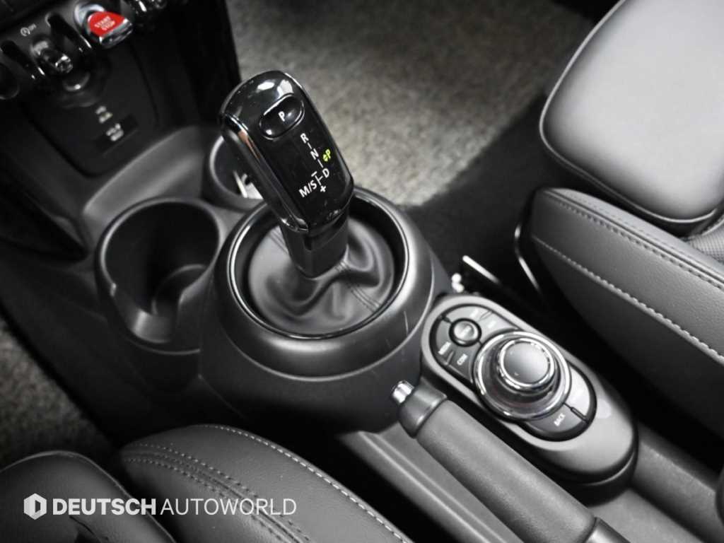 Mini Cooper — photo 09
