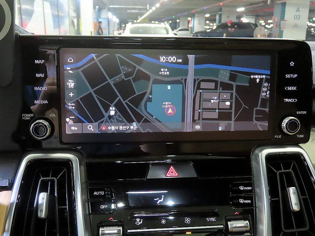 Kia Sorento — photo 13