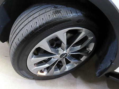 Kia Sorento — photo 20