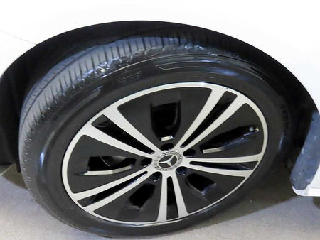 Mercedes-Benz E-Class — photo 20