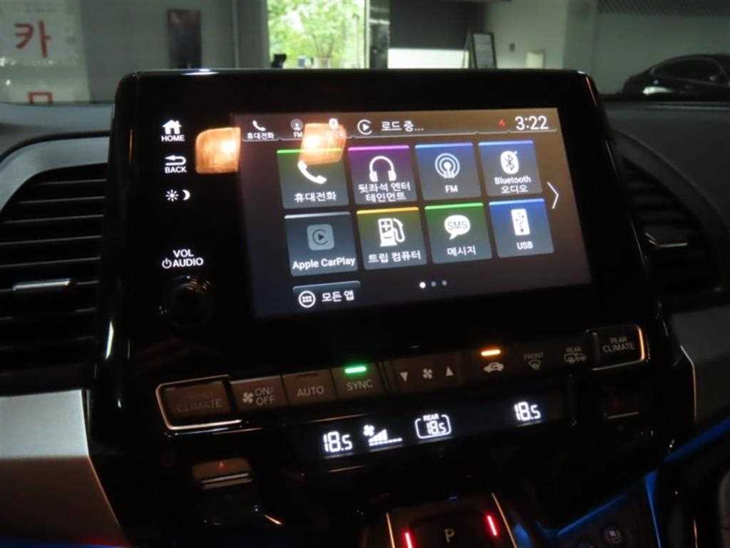 Honda Odyssey — photo 07