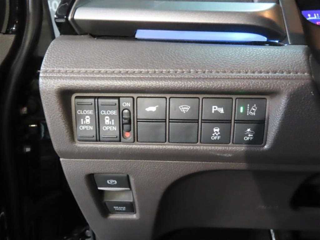 Honda Odyssey — photo 11
