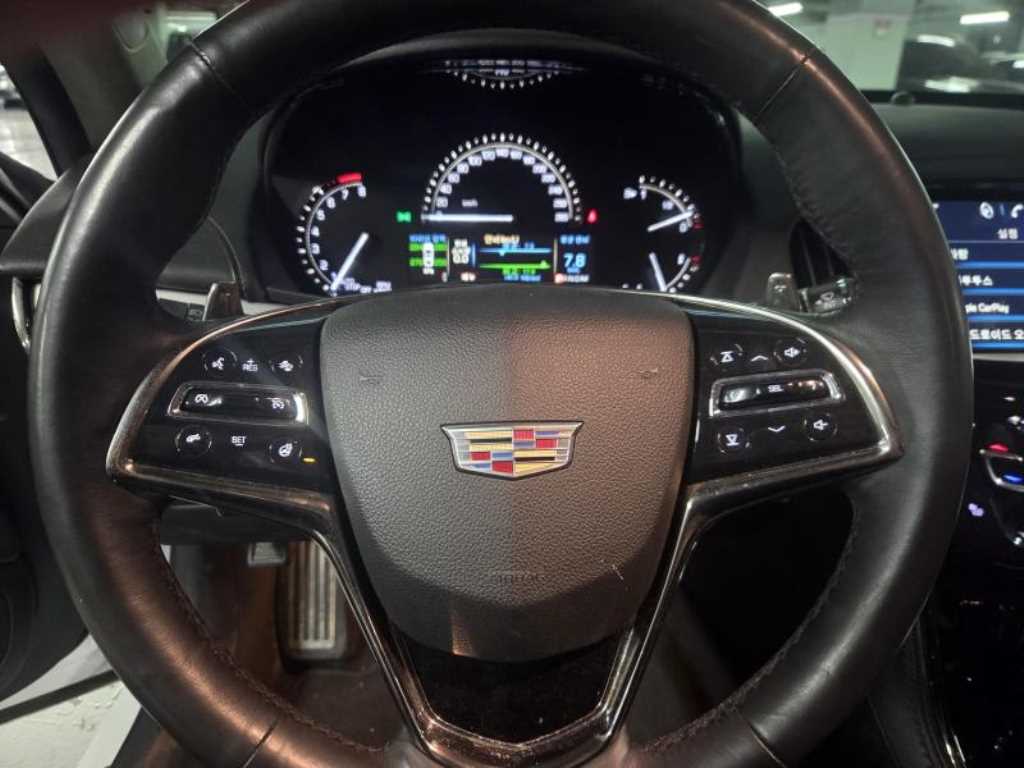 Cadillac ATS — photo 06