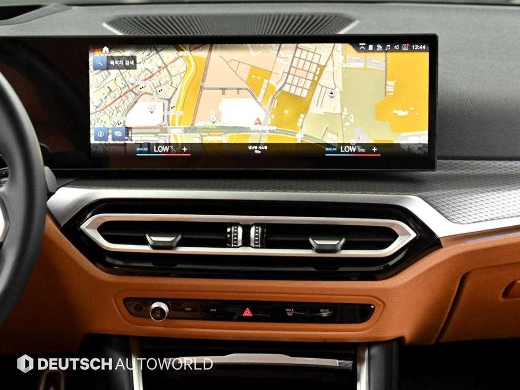 BMW 3-Series — photo 14