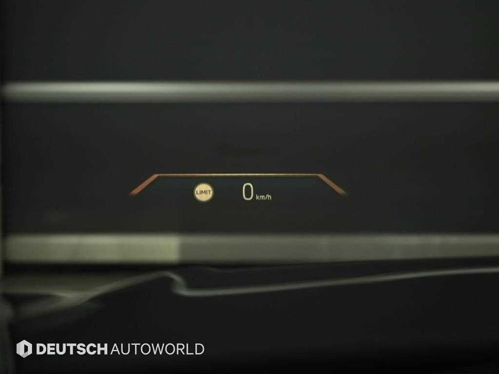 BMW 3-Series — photo 17