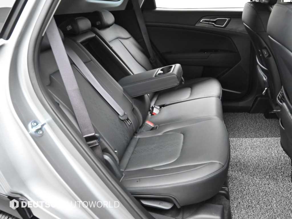 Kia Sportage — photo 12