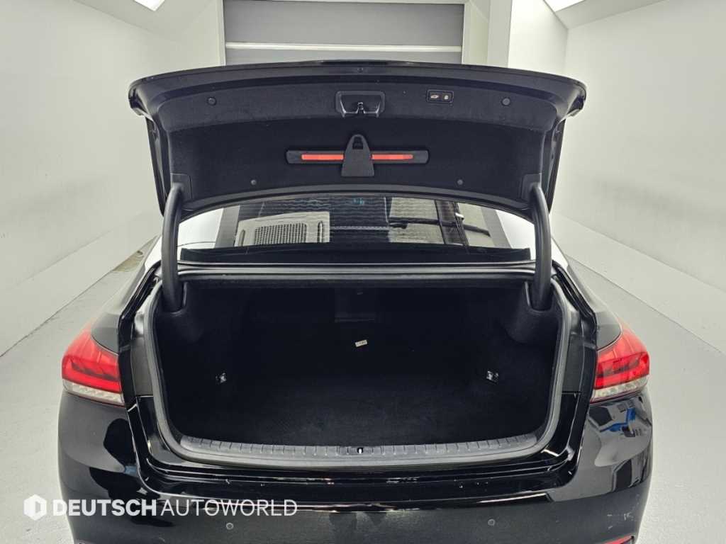 Genesis G80 — photo 19