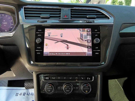 Volkswagen Tiguan — photo 13