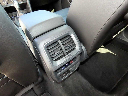 Volkswagen Tiguan — photo 15