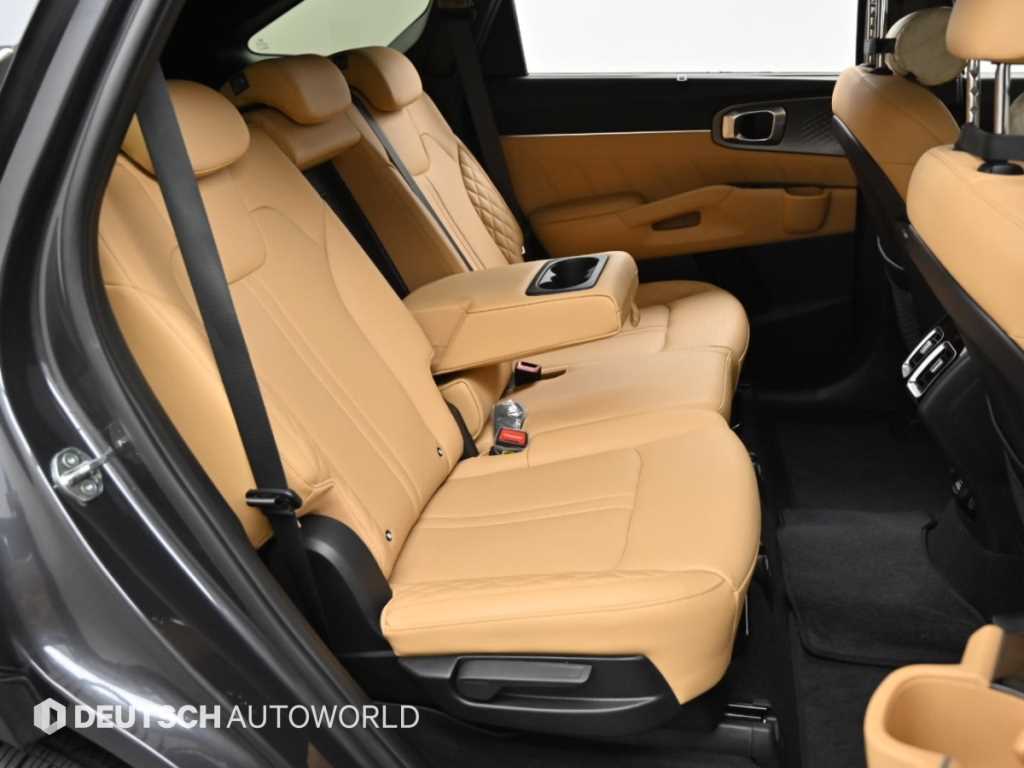 Kia Sorento — photo 13