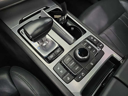 Genesis G80 — photo 08