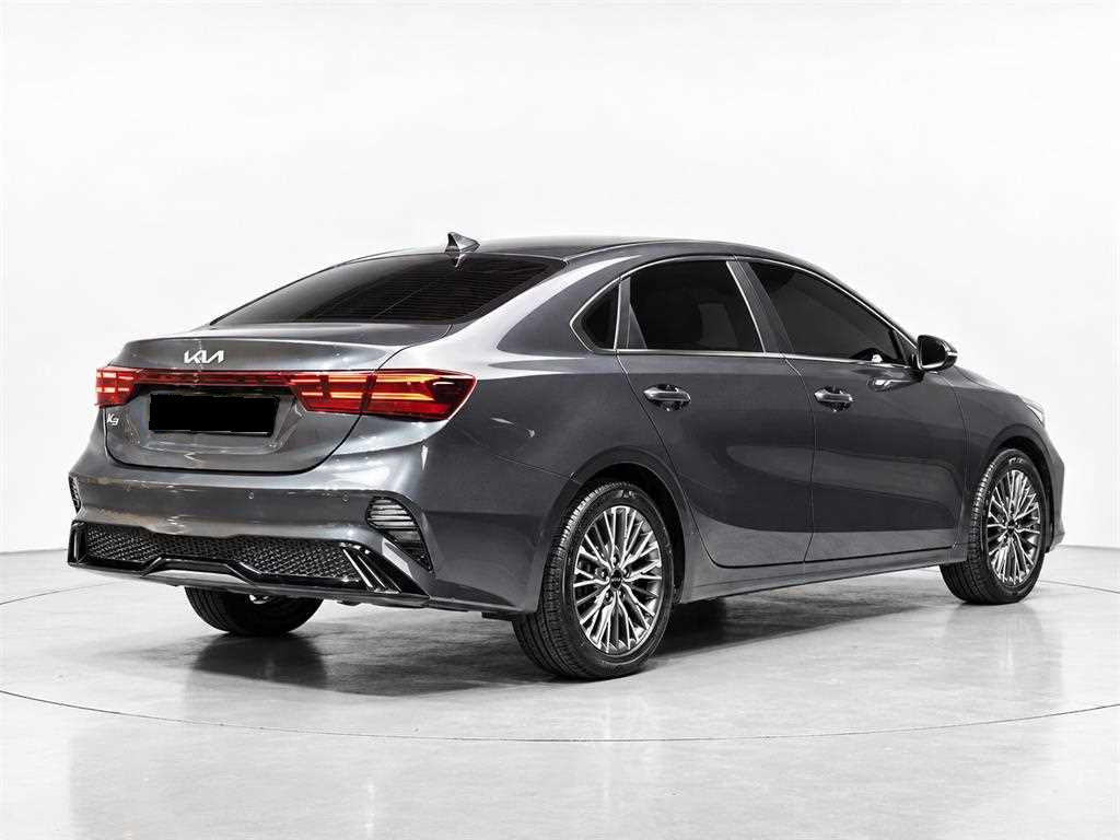 Kia K3 — photo 02