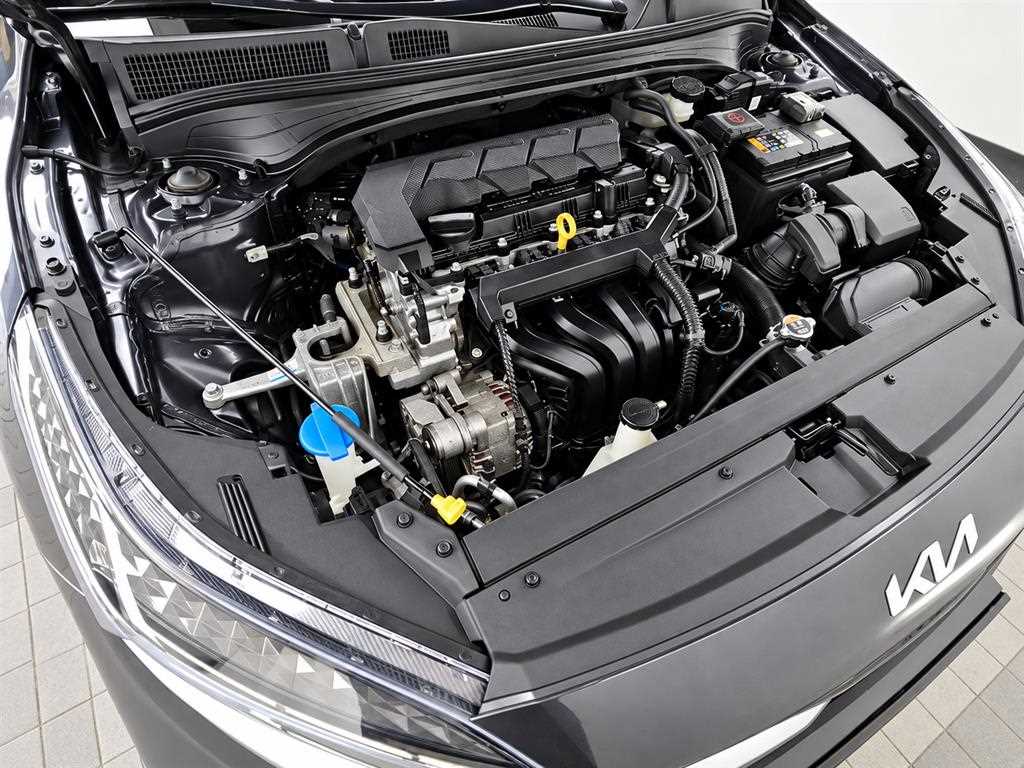 Kia K3 — photo 06
