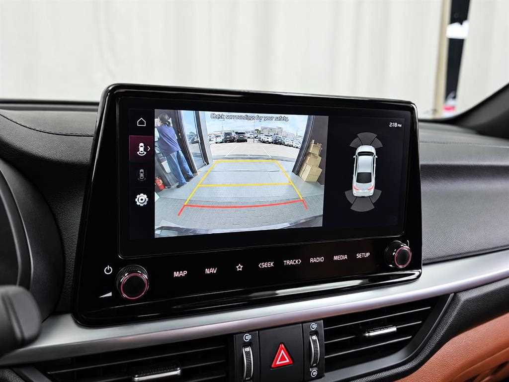 Kia K3 — photo 15